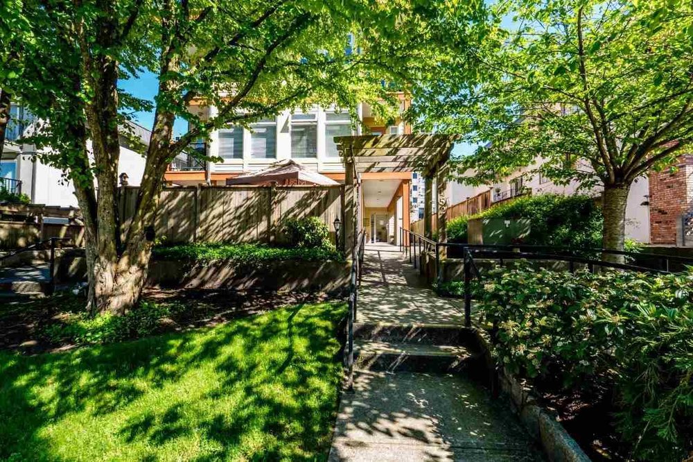 152 12th Street East, North Vancouver, BC V7L 2J4 - 2