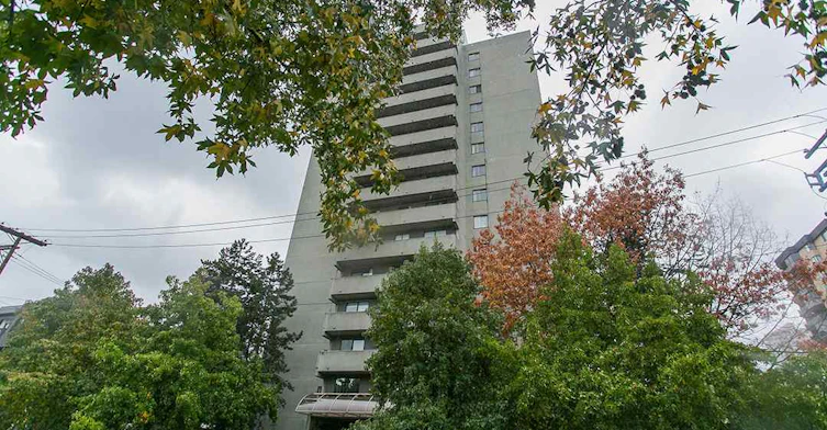 110 4th Street West, North Vancouver, BC V7M 3H3