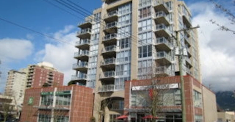 108 14th Street East, North Vancouver, BC V7L 2N3