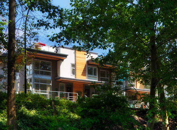 735 15th Street West, North Vancouver, BC V7M 0B8
