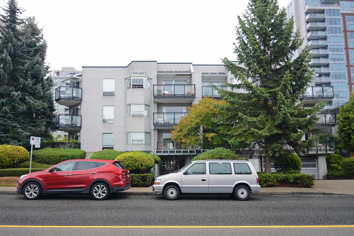1550 Chesterfield Avenue, North Vancouver, BC V7M 2N6