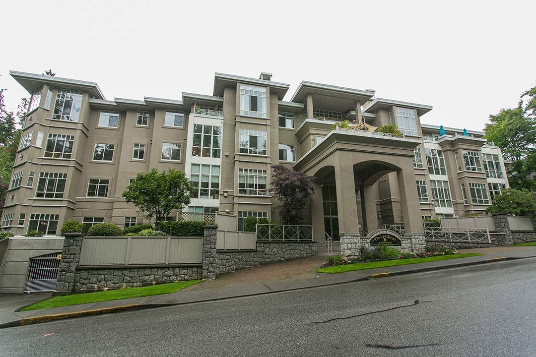 630 Roche Point Drive, North Vancouver, BC V7N 3A1