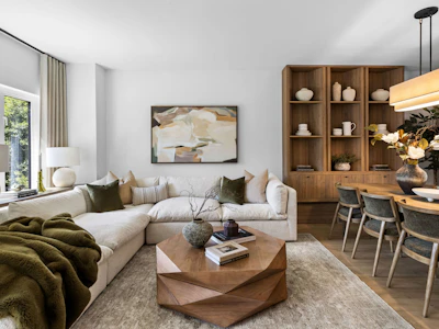 16765 25 Avenue - 3