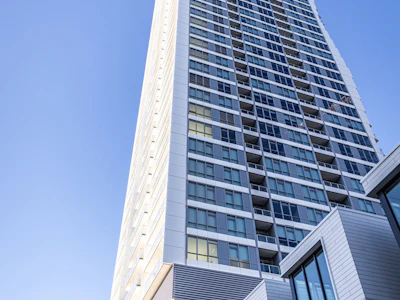 6087 Wilson Ave - 2