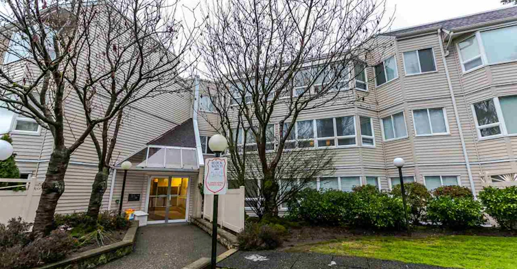 1155 Ross Road, North Vancouver, BC V7K 1C6