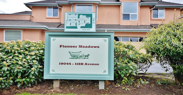 19044 118B Avenue, Pitt Meadows, BC V3Y 2R2 - 2