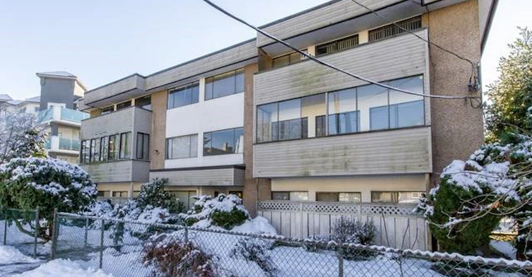 2036 Coquitlam Avenue, Port Coquitlam, BC V3B 1J5