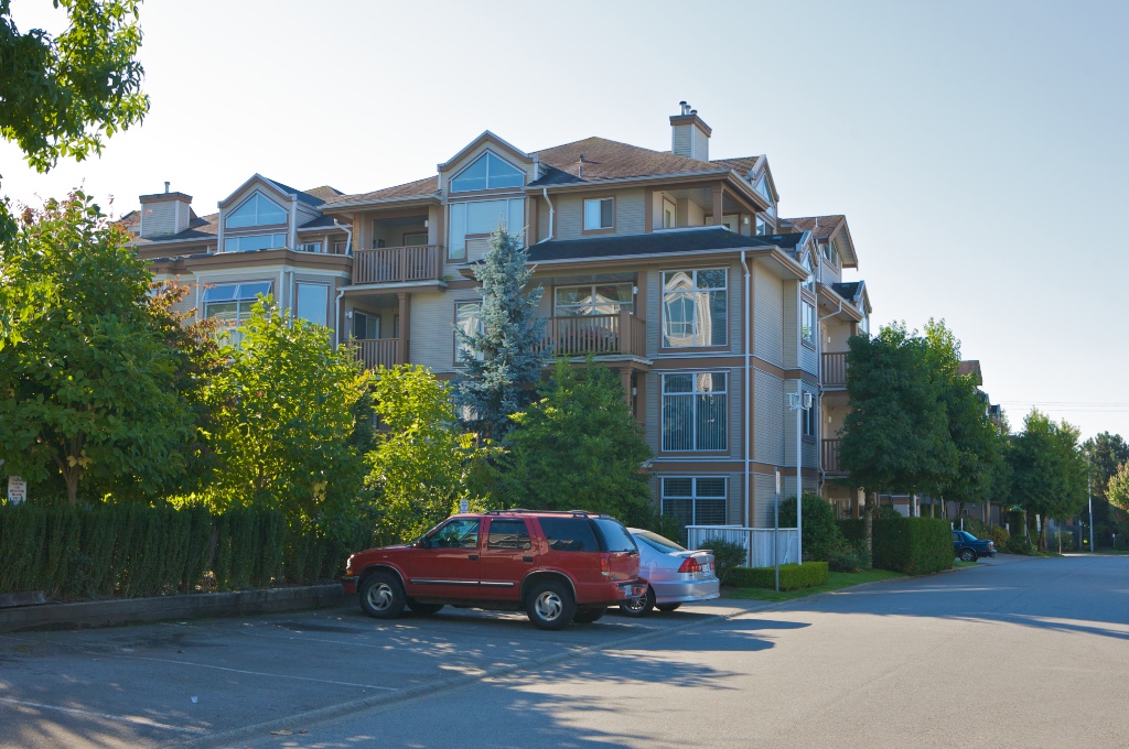 19142 122 Avenue, Pitt Meadows, BC V3Y 2P9