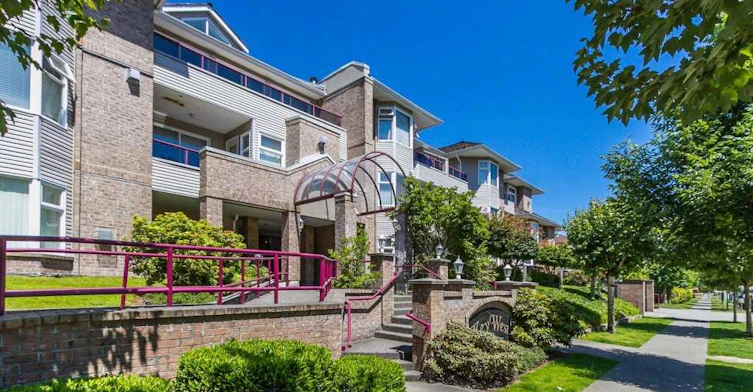 1999 Suffolk Avenue, Port Coquitlam, BC V3B 7X7