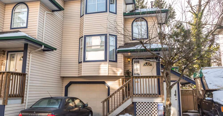 2525 Shaftsbury Place, Port Coquitlam, BC V3B 4P2