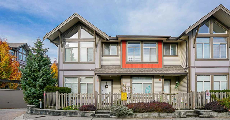 10058 153 Street, Surrey, BC V3R 4M3