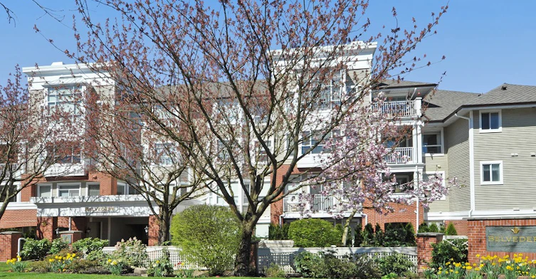 5280 Oakmount Crescent Crescent, Burnaby, BC V5H 4S1 - 2