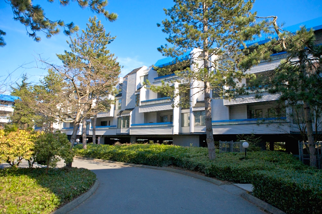 5800 Cooney Road, Richmond, BC V6X 3A8 - 2