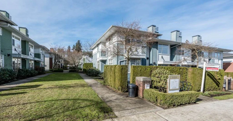 6539 Elgin Avenue, Burnaby, BC V5H 4W7