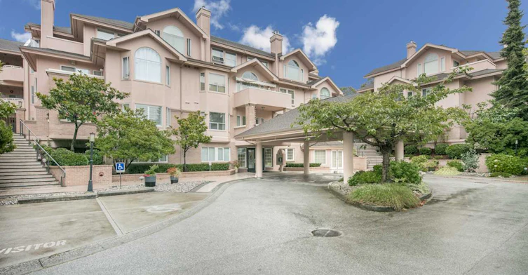 7600 Moffatt Road, Richmond, BC V6Y 3V1