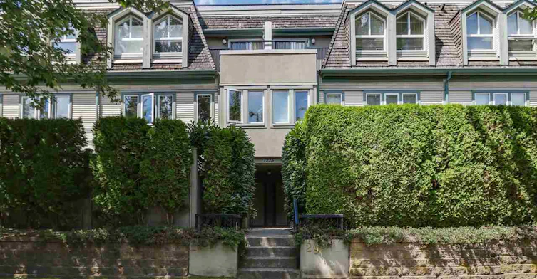 1225 Brunette Avenue, Coquitlam, BC V3K 6W2