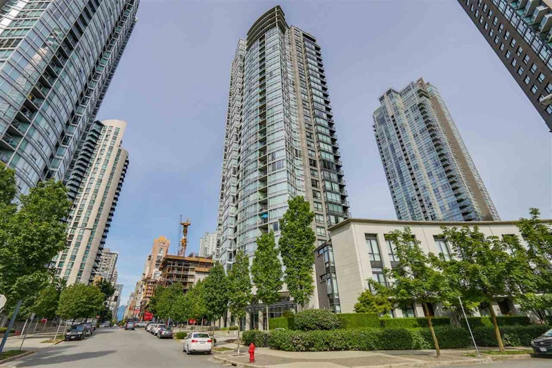 Azura I, 1438 Richards Street Vancouver, BC REW