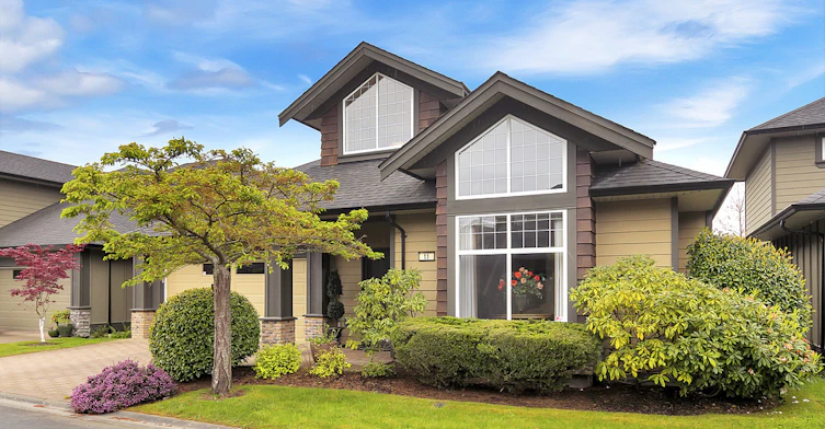 2229 Graduation Place, Saanich, BC V8N 6W3 - 2