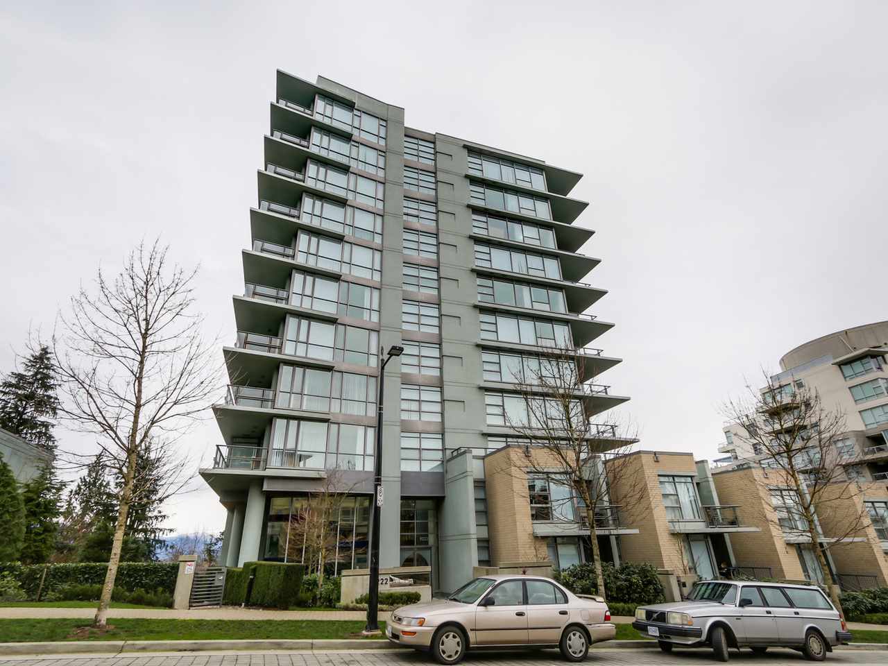 9222 University Crescent Crescent, Burnaby, BC V5A 0A6