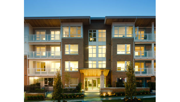 217 8th Street West, North Vancouver, BC V7M 0C2 - 2