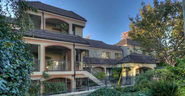 101 22nd Street, West Vancouver, BC V7V 4B8