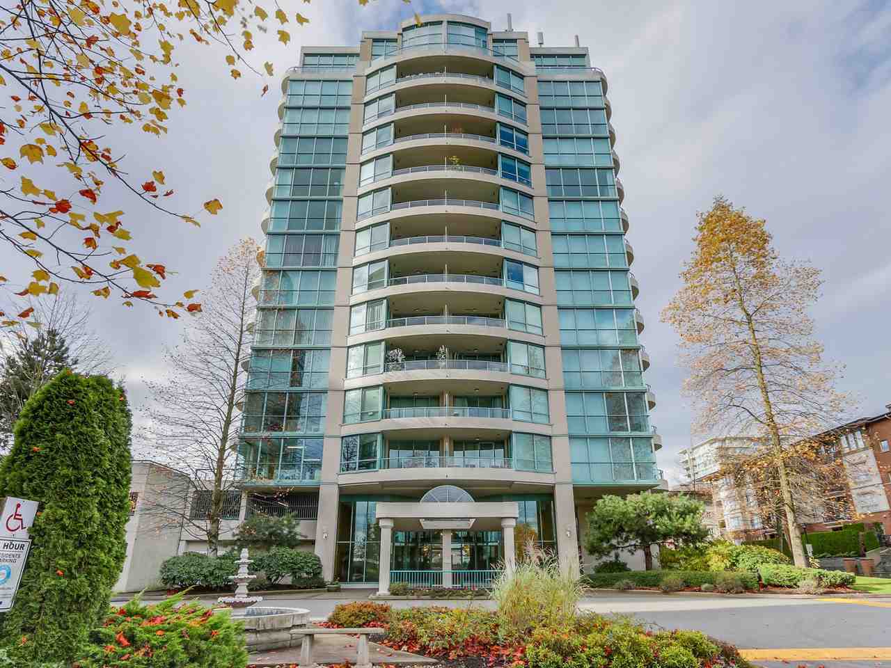 8871 Lansdowne Road, Richmond, BC V6X 3X8
