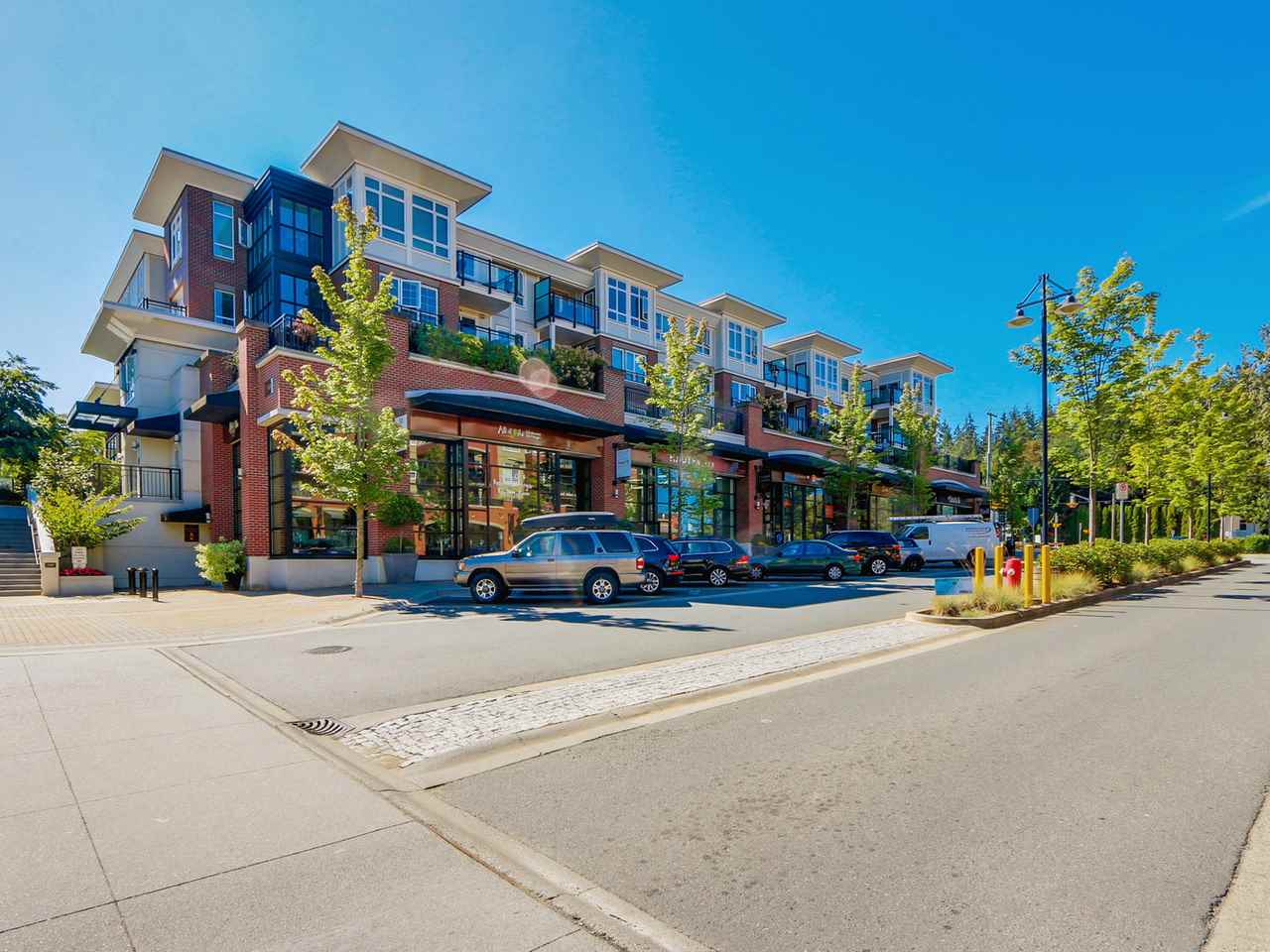2940 King George Blvd, Surrey, BC V4P 0E4