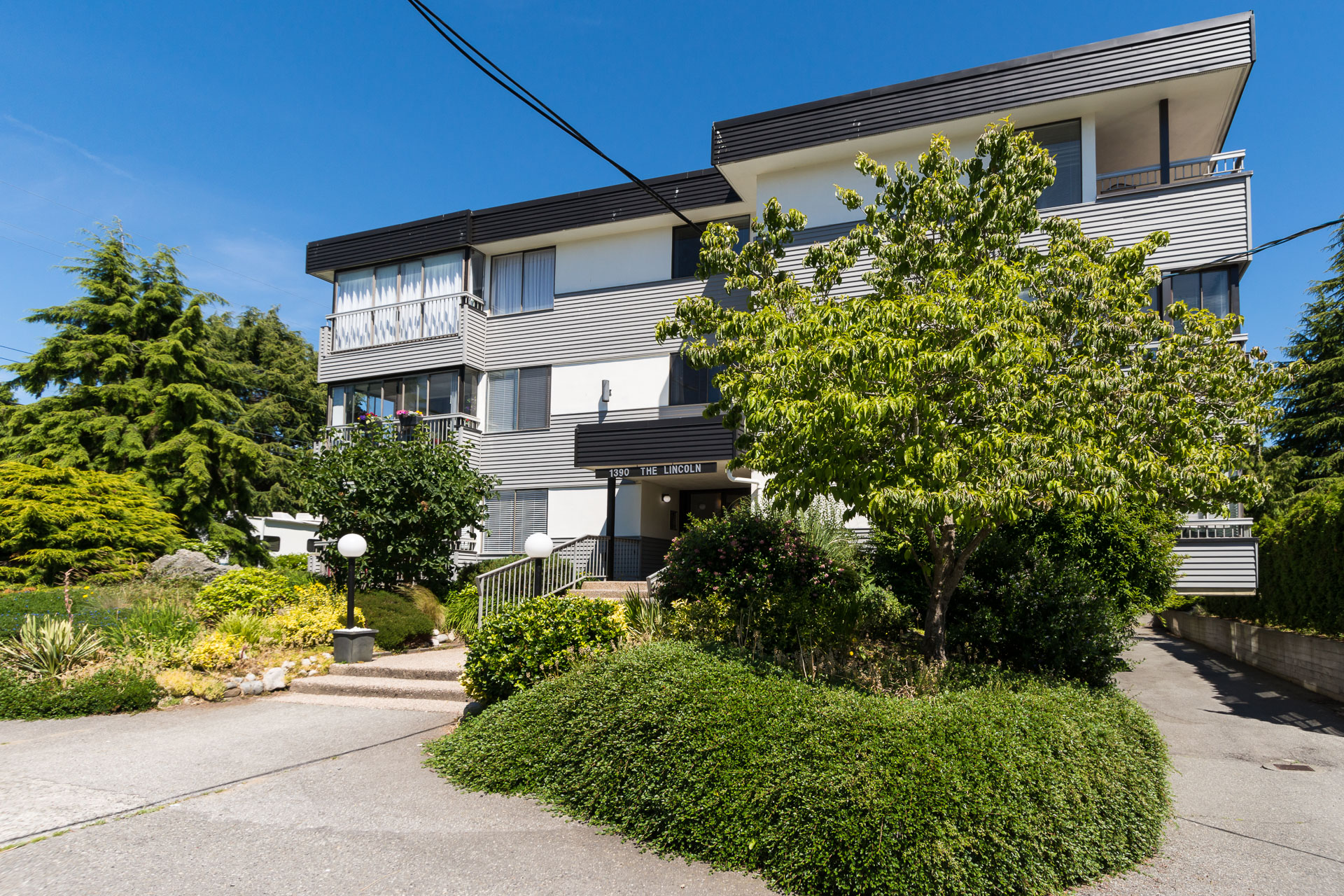 1390 Merklin Street, Surrey, BC V4B 4C1