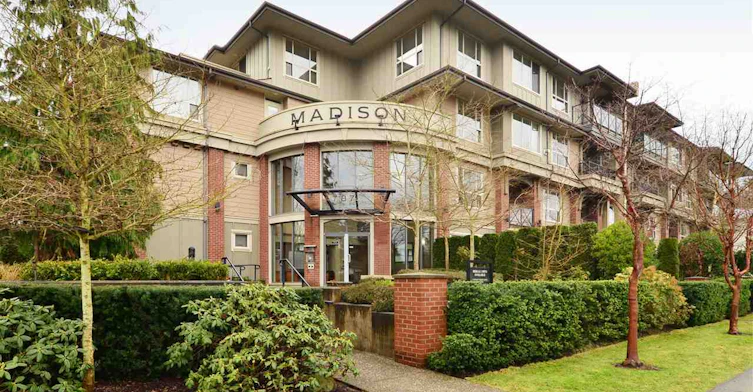 1787 154 Street, Surrey, BC V4A 4S1