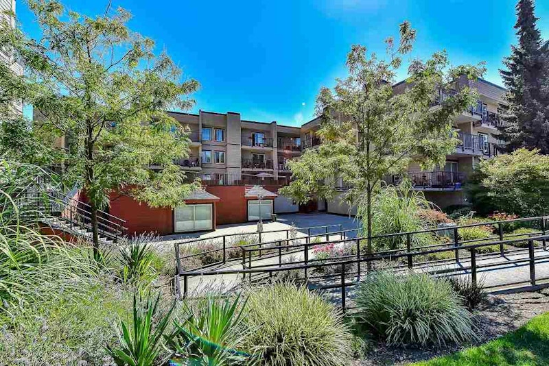 Guildford, 10438 148 Street Surrey, BC REW