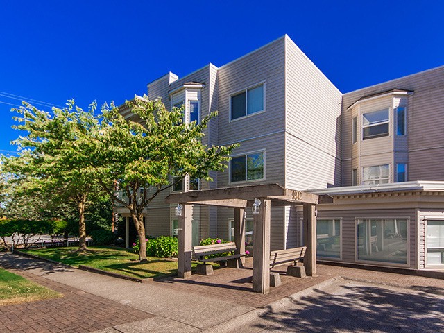 9942 151 Street, Surrey, BC V3R 0V4