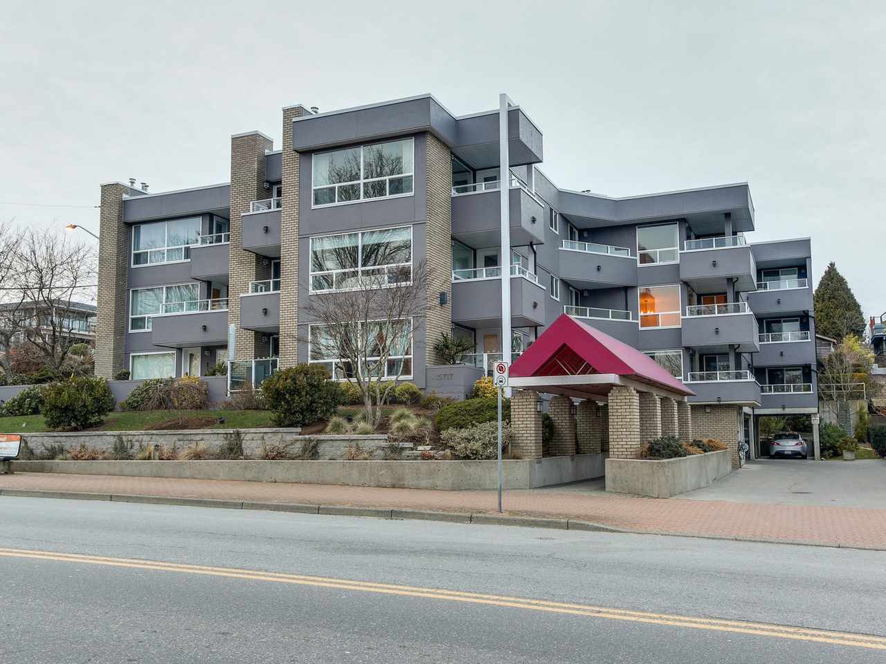 15717 Marine Drive, Surrey, BC V4B 1E4 - 2
