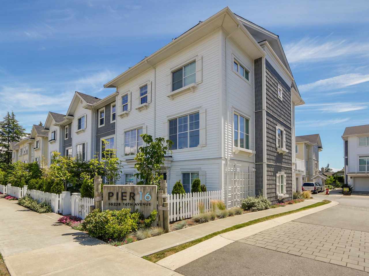 16228 16 Avenue, Surrey, BC V4A 1S7