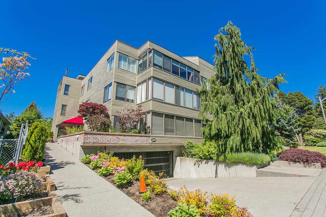 1467 Martin Street, Surrey, BC V4B 3W8