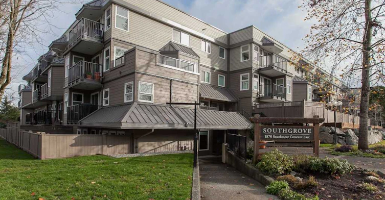 1870 Southmere Crescent East, Surrey, BC V4A 7A3