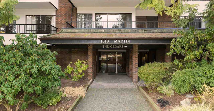 1319 Martin Street, Surrey, BC V4B 3W6