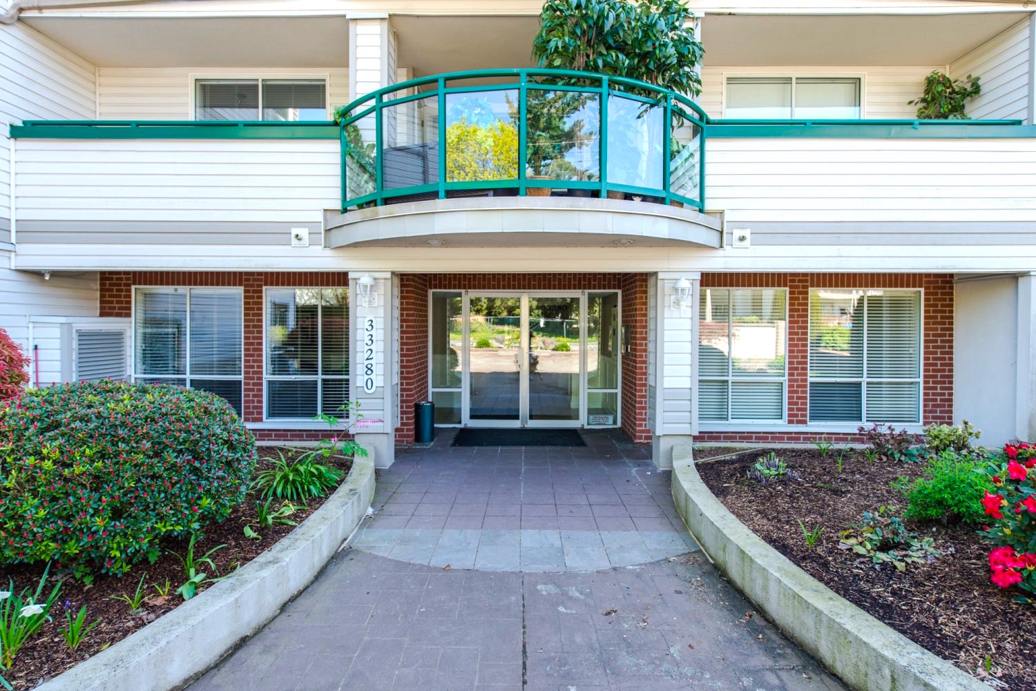 33280 Bourquin East Avenue, Abbotsford, BC V2S 7K2 - 2