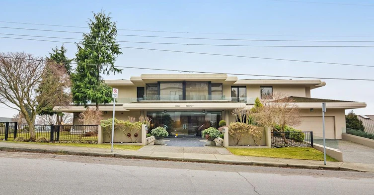 15050 Prospect Avenue, Surrey, BC V4B 2B4
