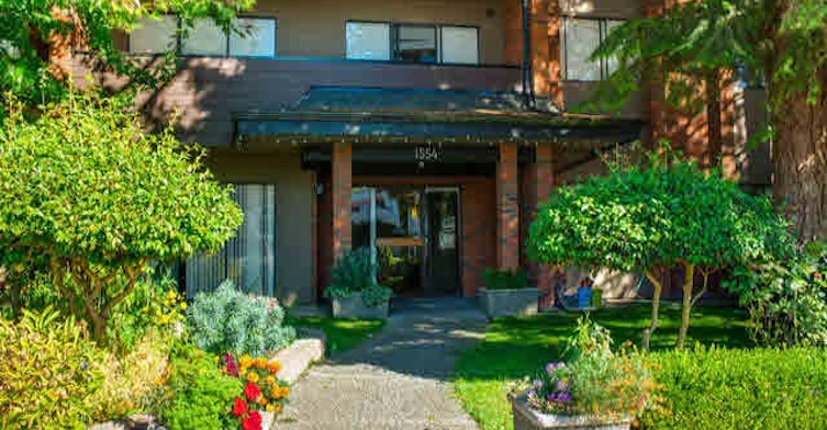 1554 George Street, Surrey, BC V4B 4A5