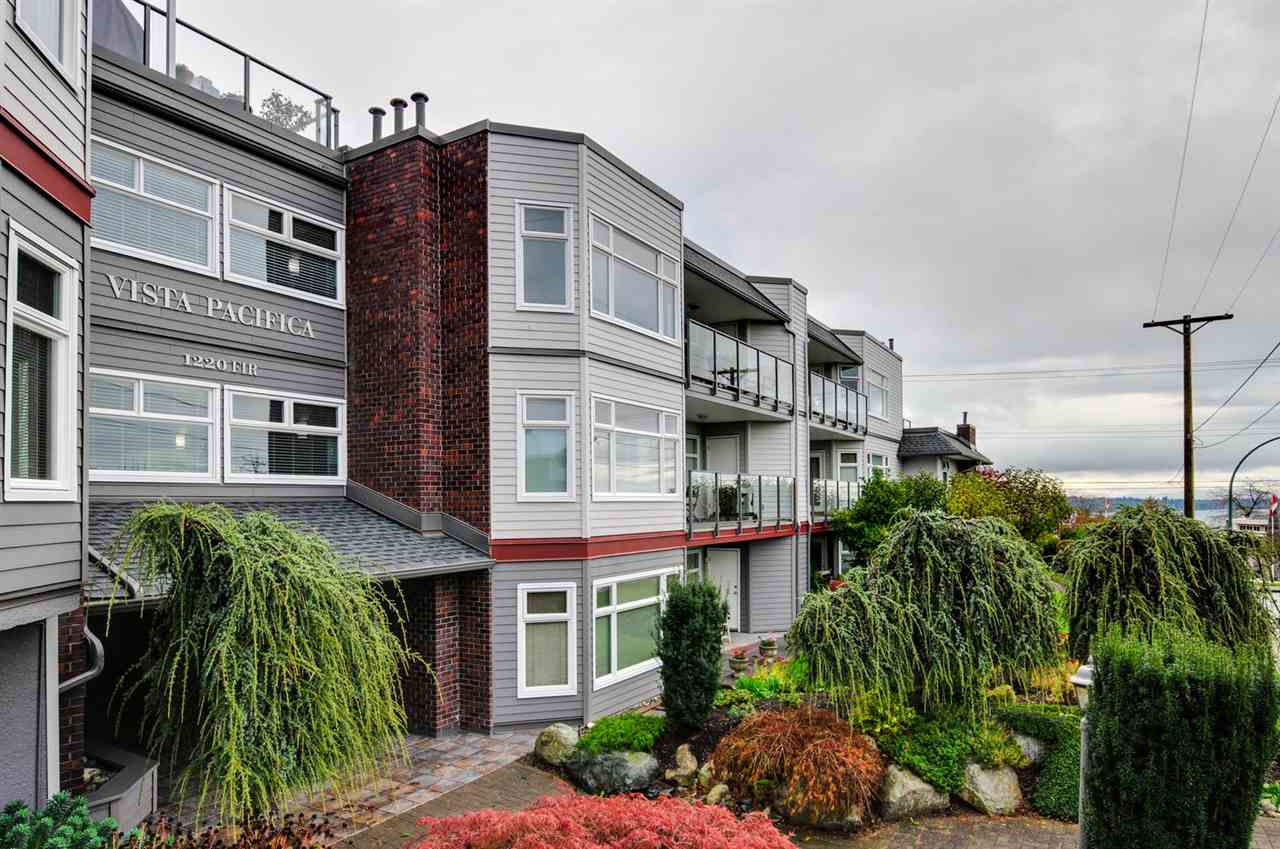 1220 Fir Street, Surrey, BC V4B 4B1