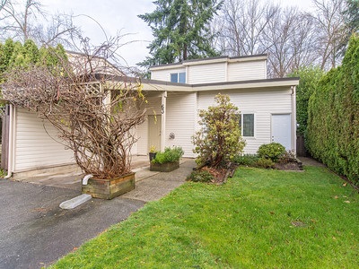 8555 King George Boulevard, Surrey, BC V3W 5C3