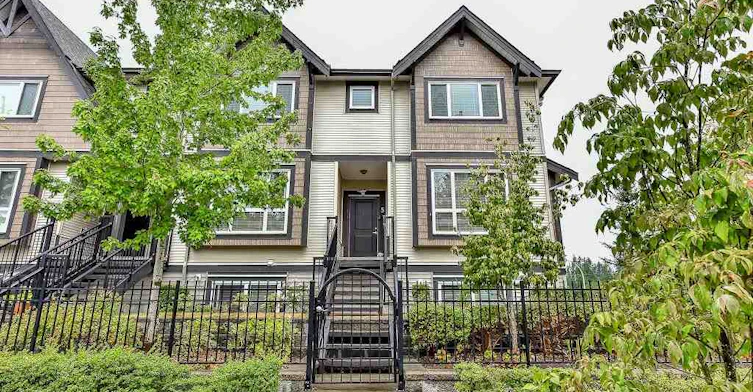 9077 150 Street, Surrey, BC V3R 7Z2