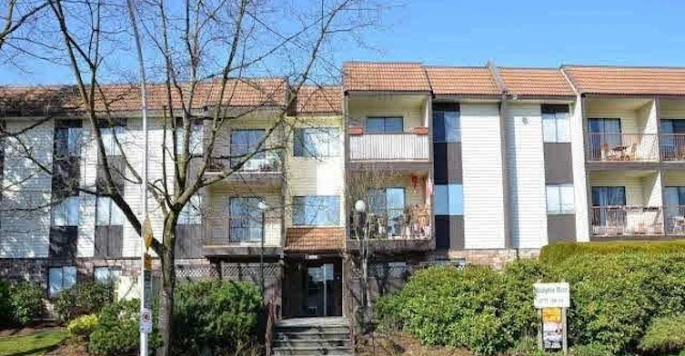 13775 74 Avenue, Surrey, BC V3W 9C5