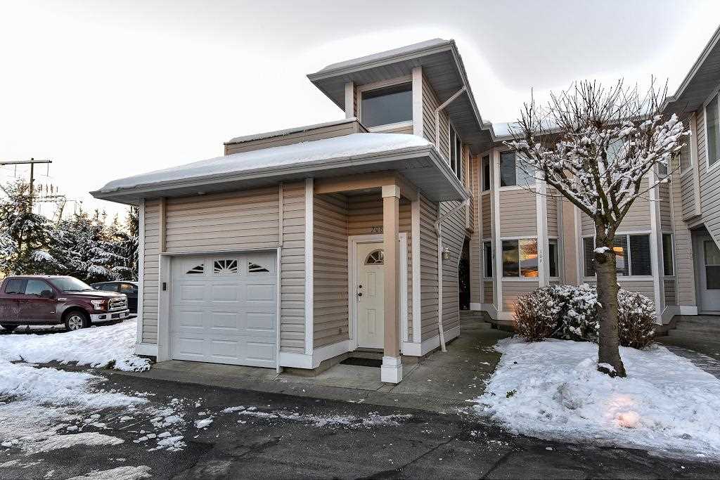 9310 King George Highway, Surrey, BC V3V 5W3