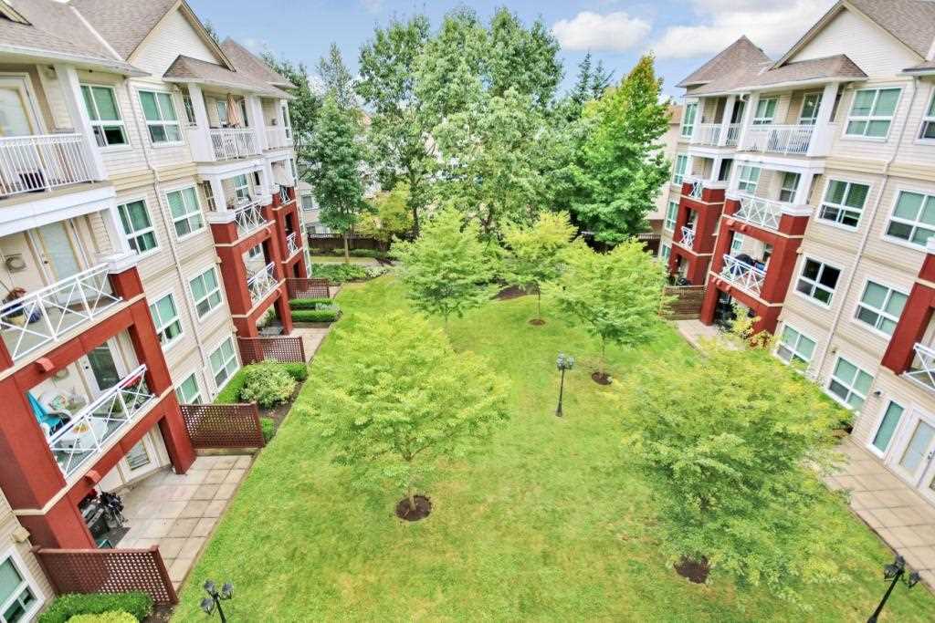 8068 120A Street, Surrey, BC V3W 3P3 - 2