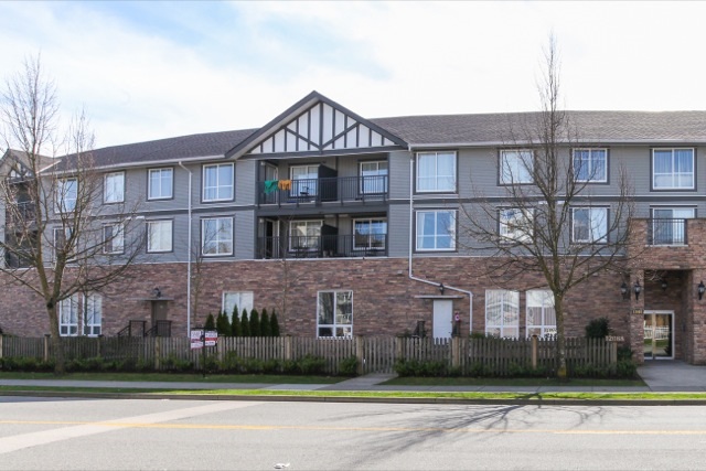 12088 75a Avenue, Surrey, BC V3W 1Y4