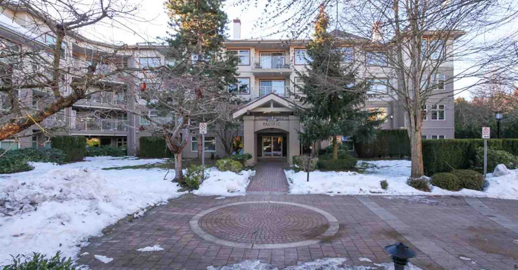 15220 Guildford Drive, Surrey, BC V3R 0Y6