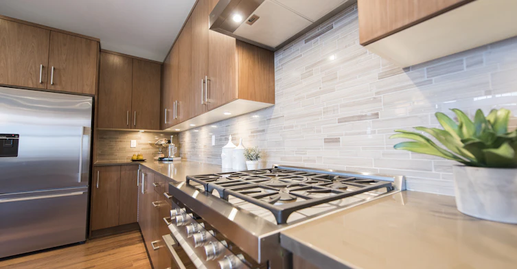 5099 Springs Blvd, Delta, BC V4M 0A2 - 4
