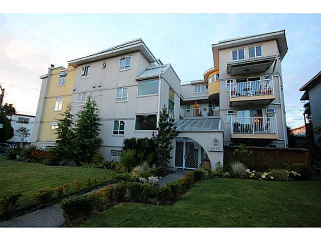 2215 Mcgill Street, Vancouver, BC V5L 1C3