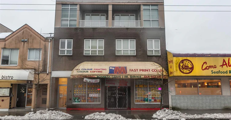 2560 Kingsway, Vancouver, BC V5R 5H2